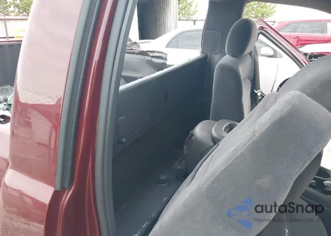 2002 Chevrolet Silverado 1500 Ls из США, поврежденный, VIN 1GCEC14V62Z128248